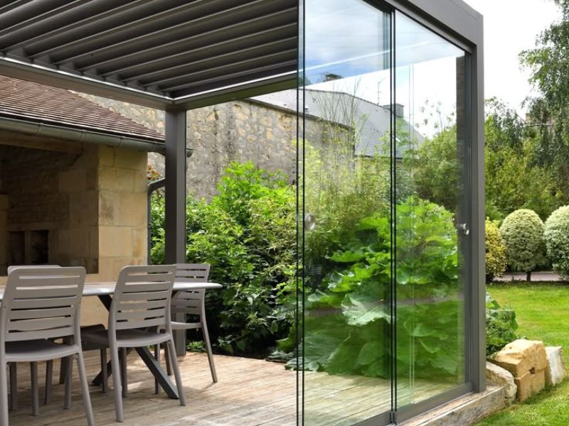 Modern aluminium pergolas by Prime Glass & Aluminium – durable, weather-resistant outdoor shading solutions with a sleek design