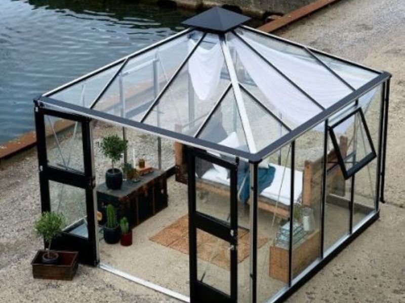 Custom-designed glass patio rooms by Prime Glass & Aluminium – stylish, enclosed spaces for year-round outdoor living