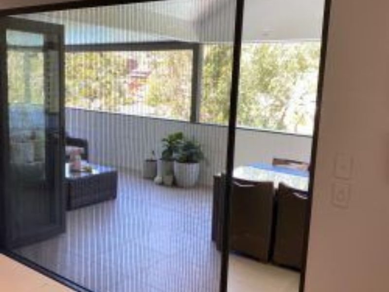 Premium fly screens from Prime Glass & Aluminium – effective insect protection with sleek, durable mesh for doors and windows